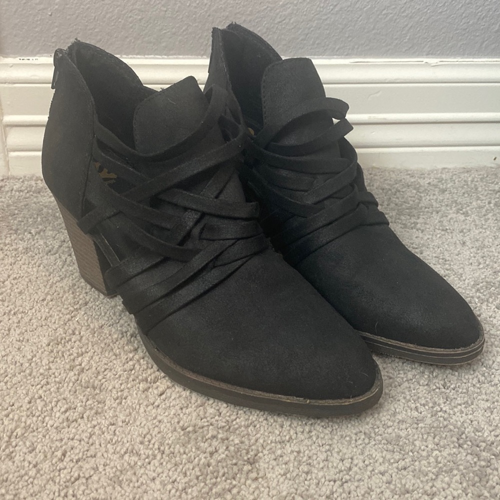 Black Booties